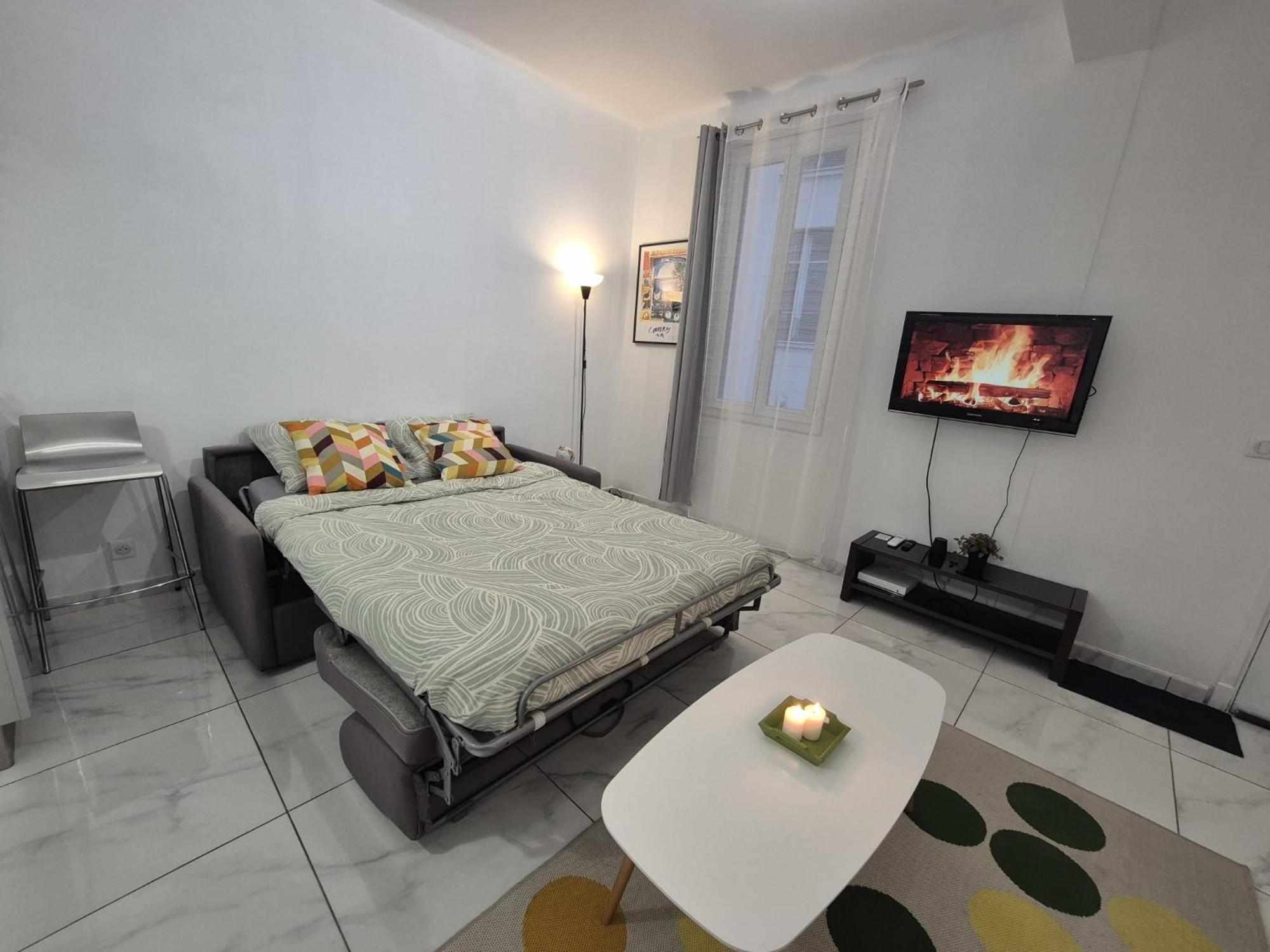 Studio Renove Au Centre Ville นีซ ภายนอก รูปภาพ